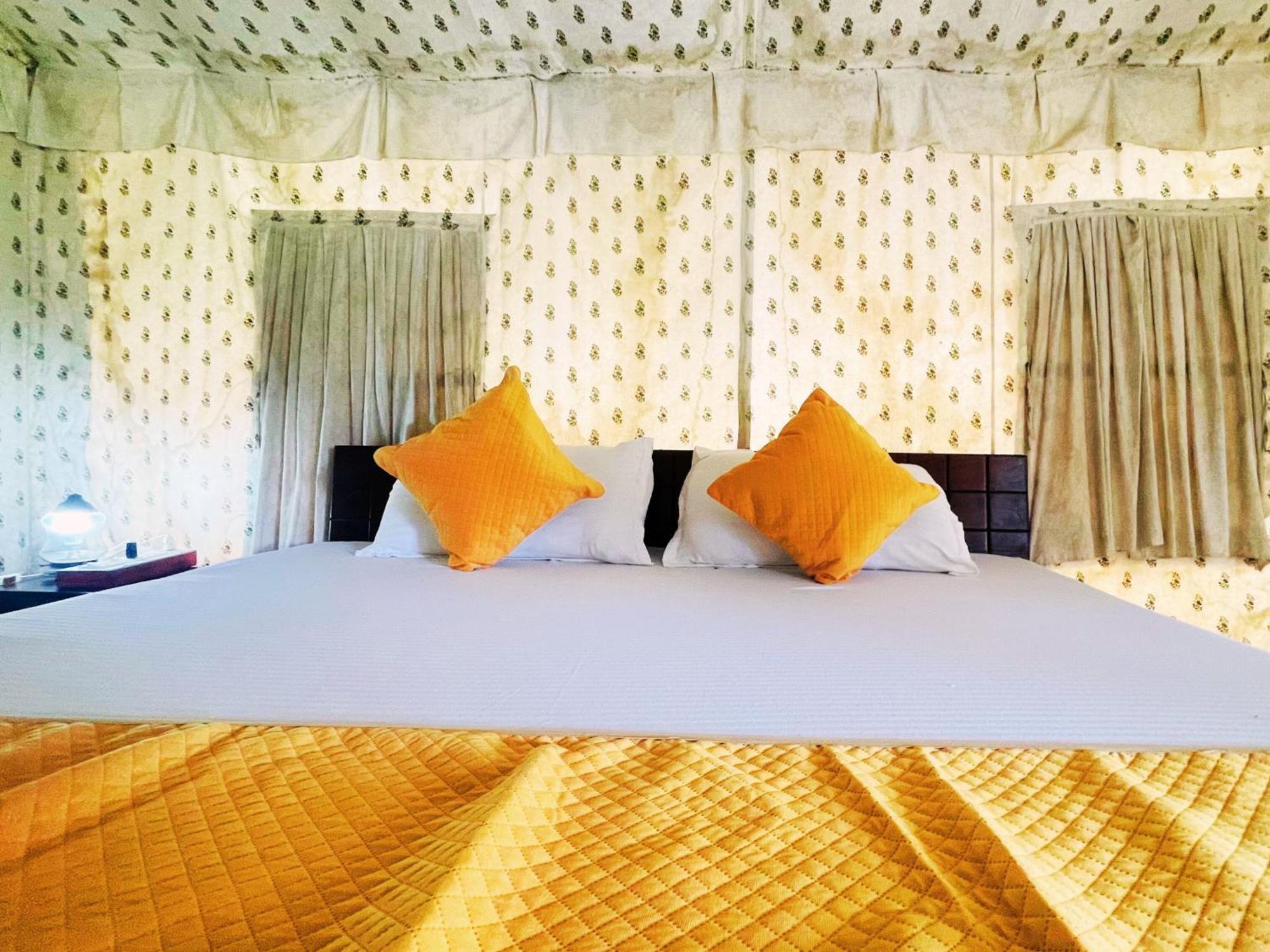 Cattle Inn Resort - Luxury Cottages Пушкар Екстер'єр фото