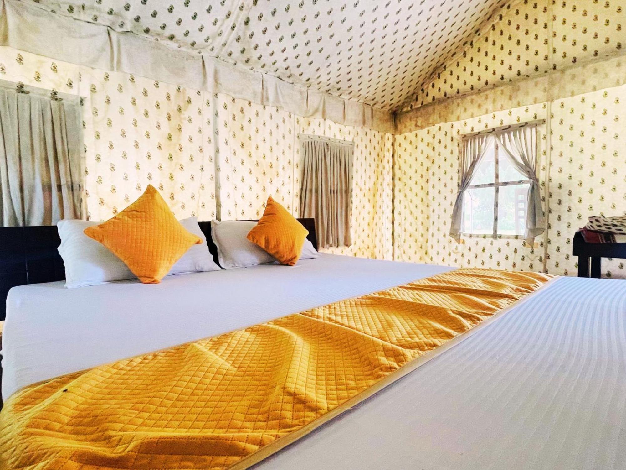 Cattle Inn Resort - Luxury Cottages Пушкар Екстер'єр фото