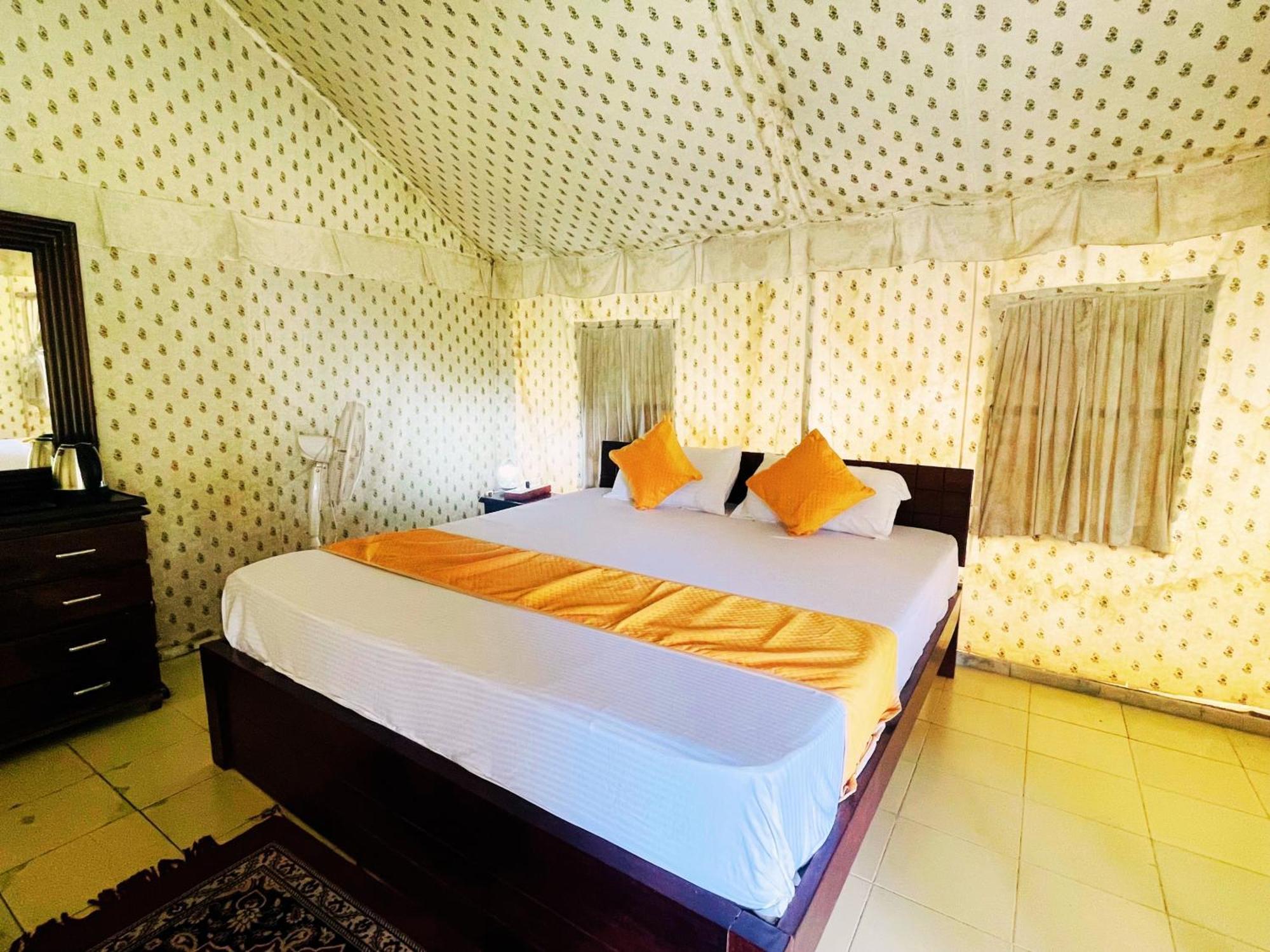 Cattle Inn Resort - Luxury Cottages Пушкар Екстер'єр фото